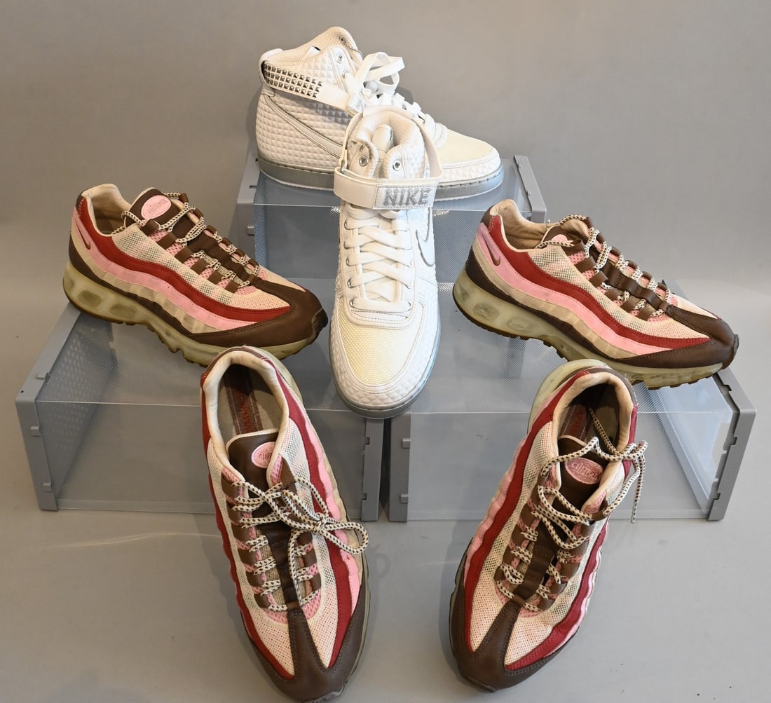 Three Pairs of Men's Nike Sneakers (1 of 6)