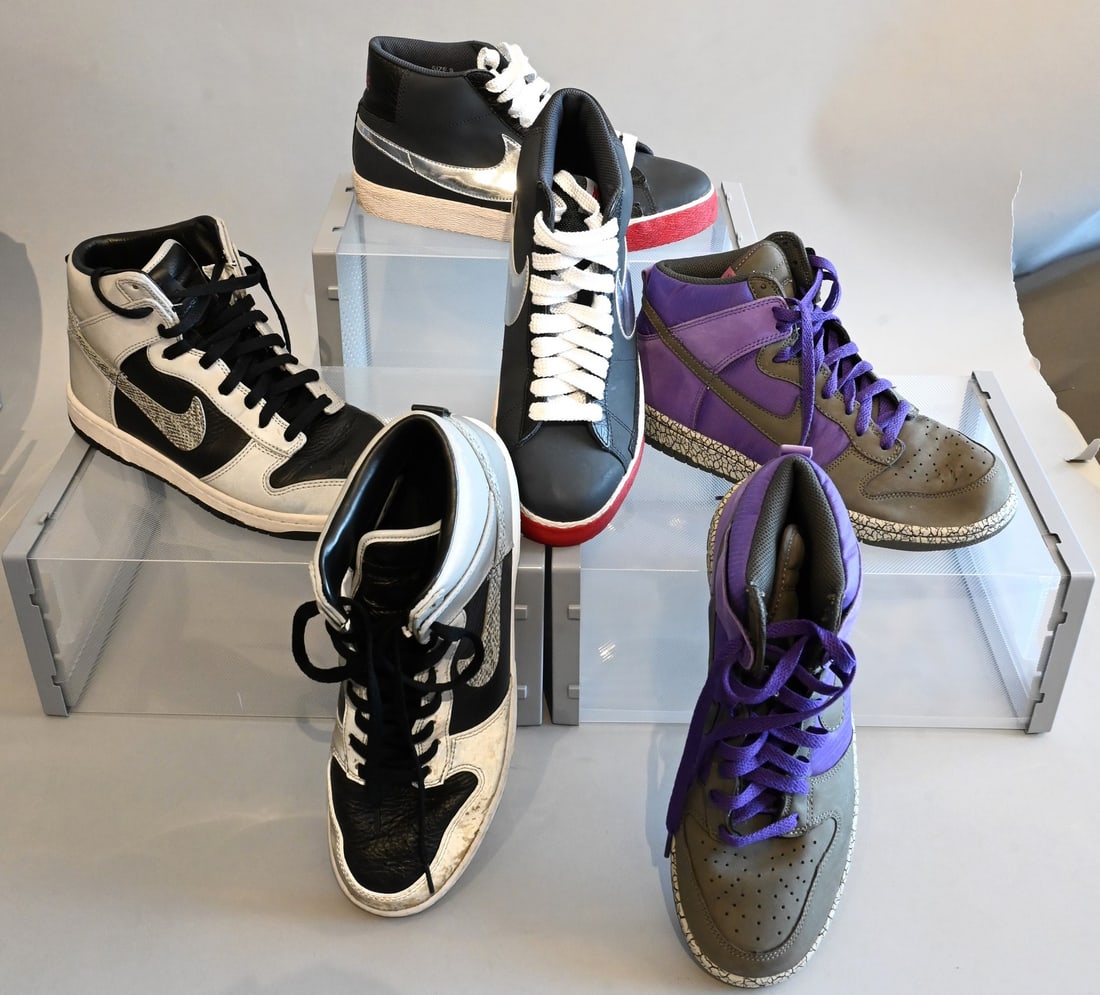 Three Pairs of Men's Nike Sneakers: Three Pairs of Men's Nike Sneakers Nike Sneakers Dunk High in Black and Silver Slightly used with few scuffs and dirt Size 9 Nike Sneakers Dunk High Earthquake Shoe in Purple and Grey Slightly used wi