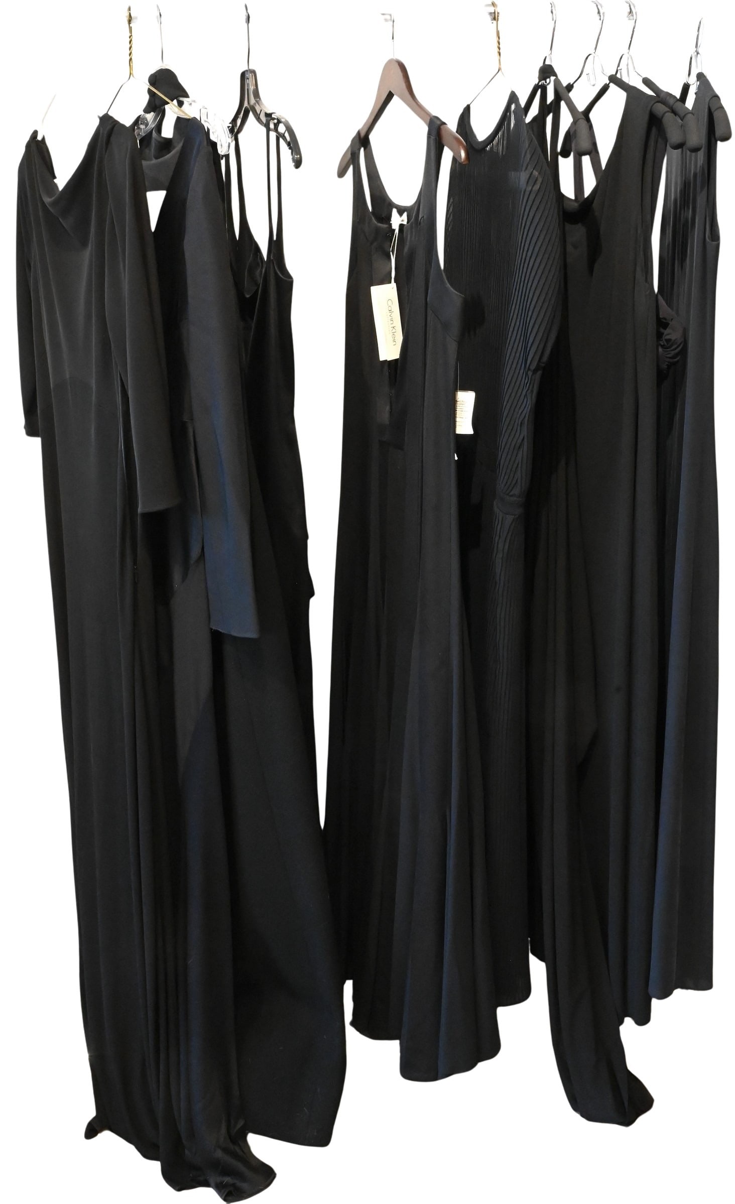 10 Women's Black Evening Dresses (1 of 4)