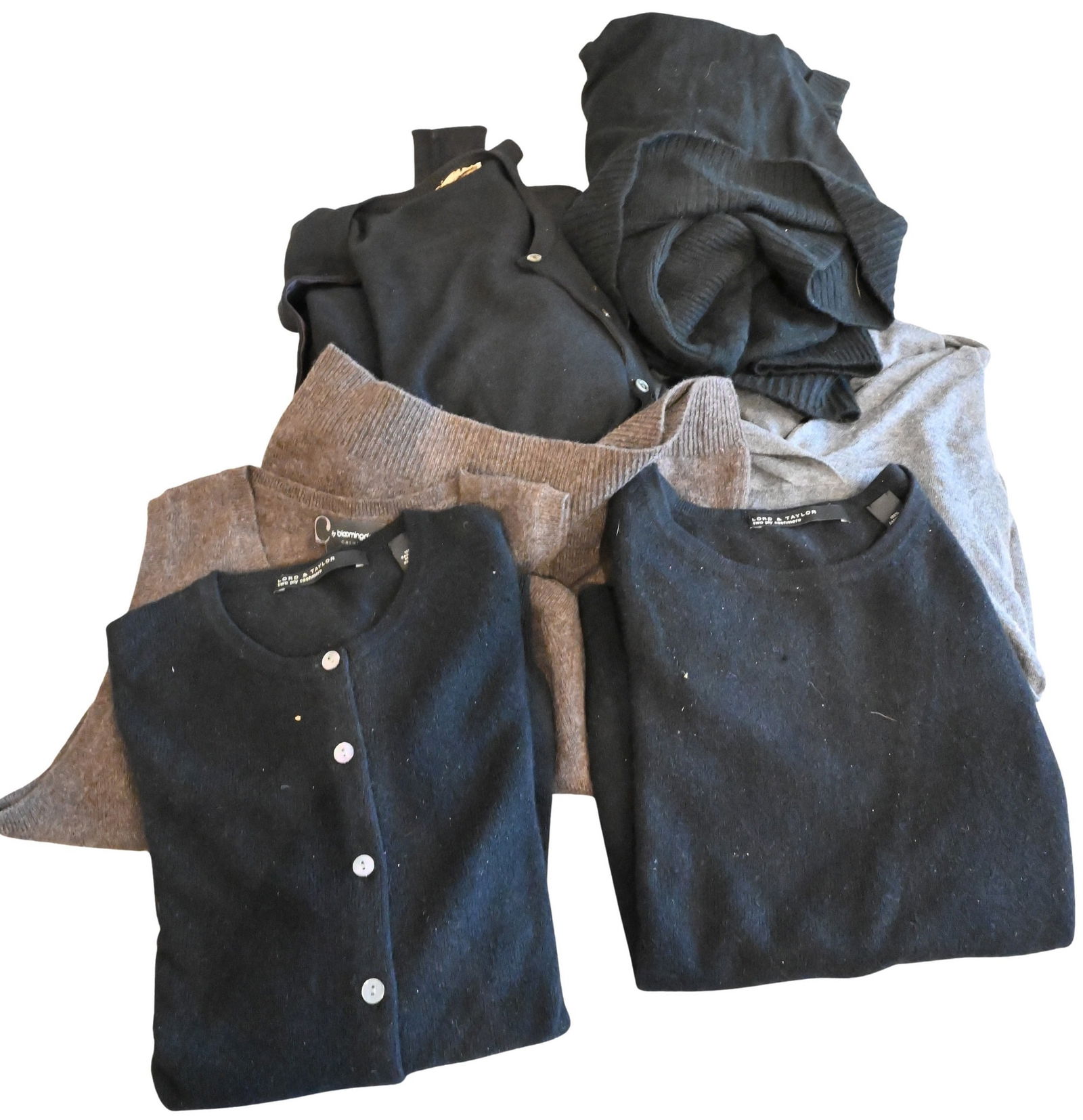 Group of Six Women's Cashmere Sweaters / Shirts (1 of 5)