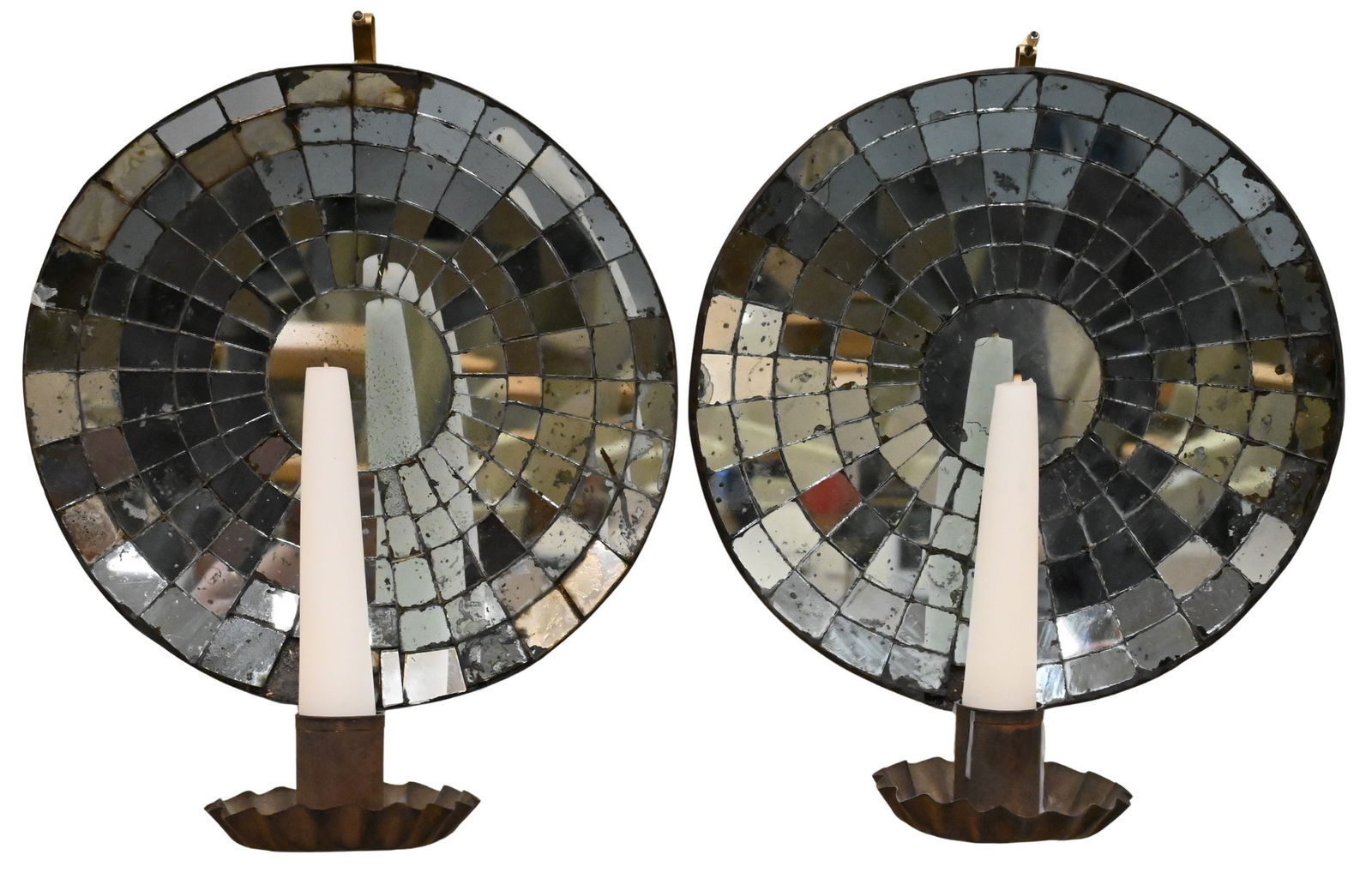 Pair of Colonial American Mirrored Wall Sconces (1 of 6)