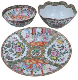 10 Piece Chinese Export Rose Medallion Group