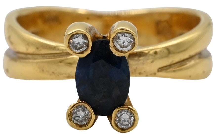 18K Yellow Gold Ladies Ring (1 of 4)