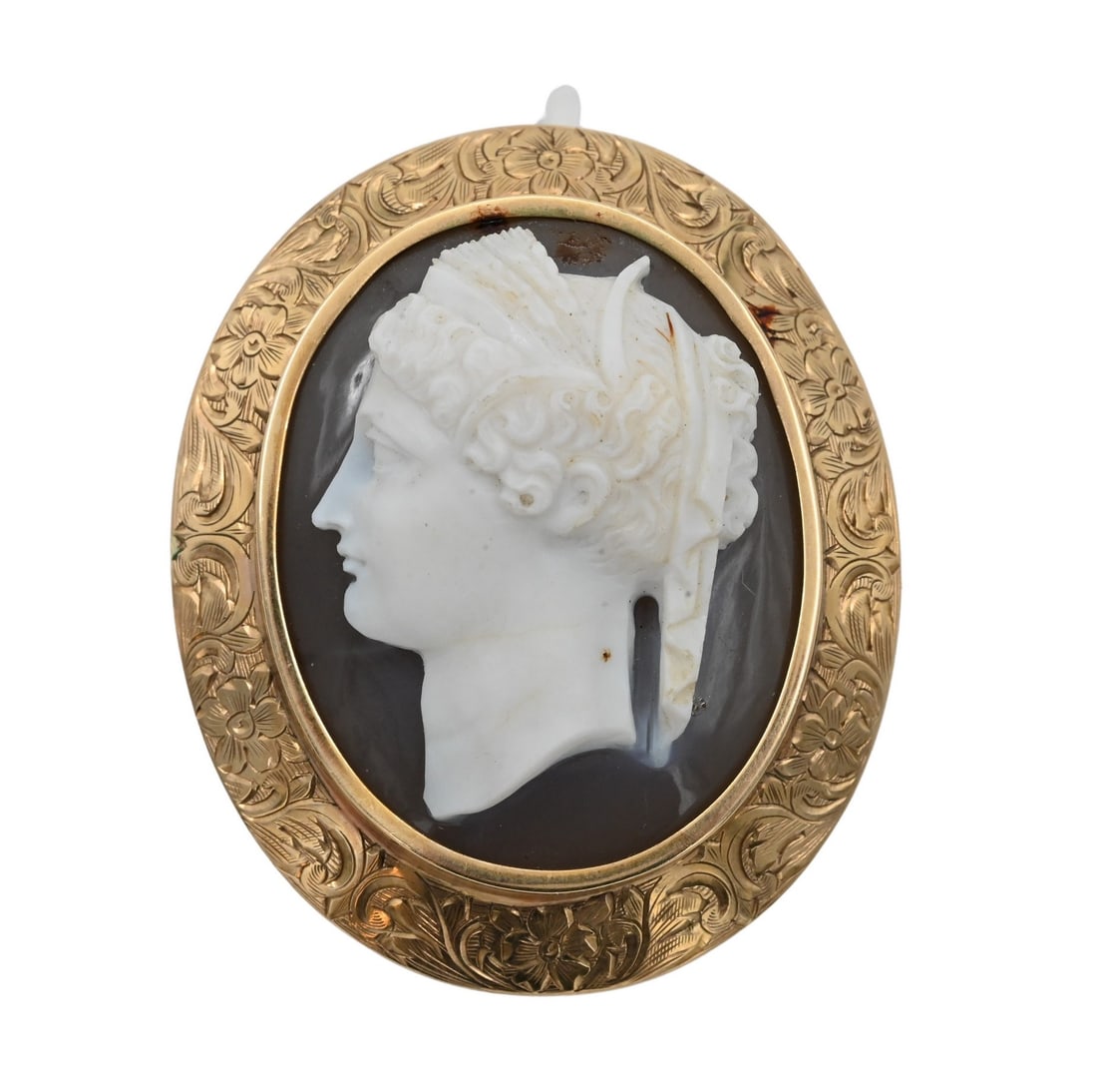 Victorian 14K Yellow Gold and Stone Cameo: Victorian 14K Yellow Gold and Stone Cameo height 2 inches, total weight 26.5 grams Provenance: From Collection of Steven and Paula Schimmel Woodstock, Connecticut