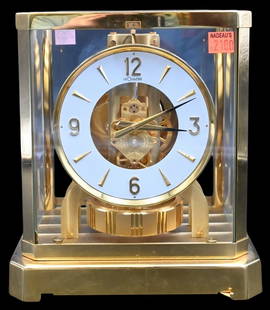 Jaeger Lecoultre Atmos Brass Mantle Clock: Jaeger Lecoultre Atmos Brass Mantle Clock height 9 1/4 inches, width 7 1/2 inches