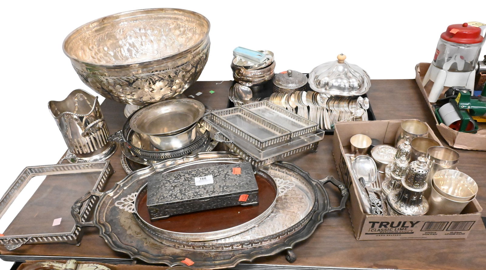 Group of Silver Plate (1 of 5)