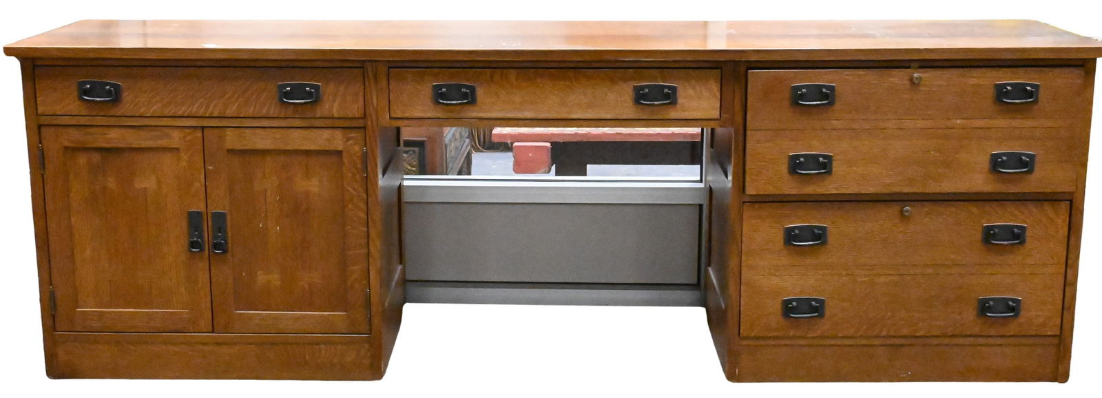 Stickley Mission Oak Credenza / Desk (1 of 8)