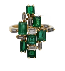 18K Yellow Gold Diamond and Emerald Ring