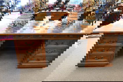 Burlwood Executives Desk