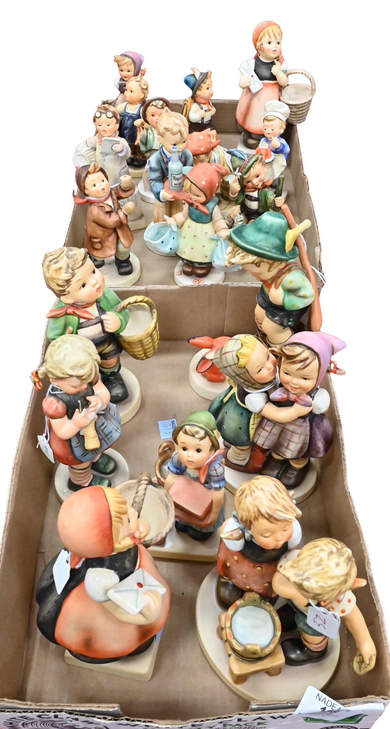 19 Medium and Small Assorted Hummels (1 of 5)