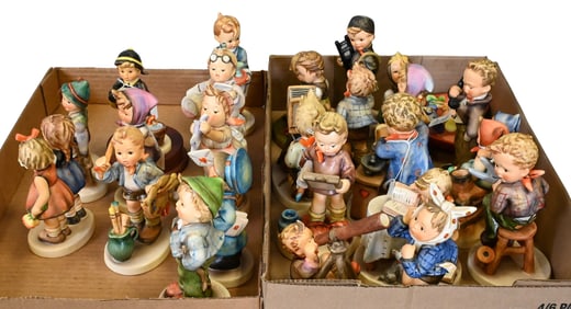 24 Small and Medium Assorted Hummels