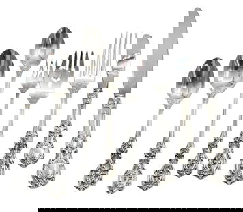 109 Piece Reed and Barton Sterling Silver Flatware Set in Francis I Pattern: 109 Piece Reed and Barton Sterling Silver Flatware Set in Francis I Pattern to include 12 luncheon forks, 12 salad forks, 12 cocktail forks, 12 tablespoons, 12 teaspoons, 12 iced tea spoons, 12 knives