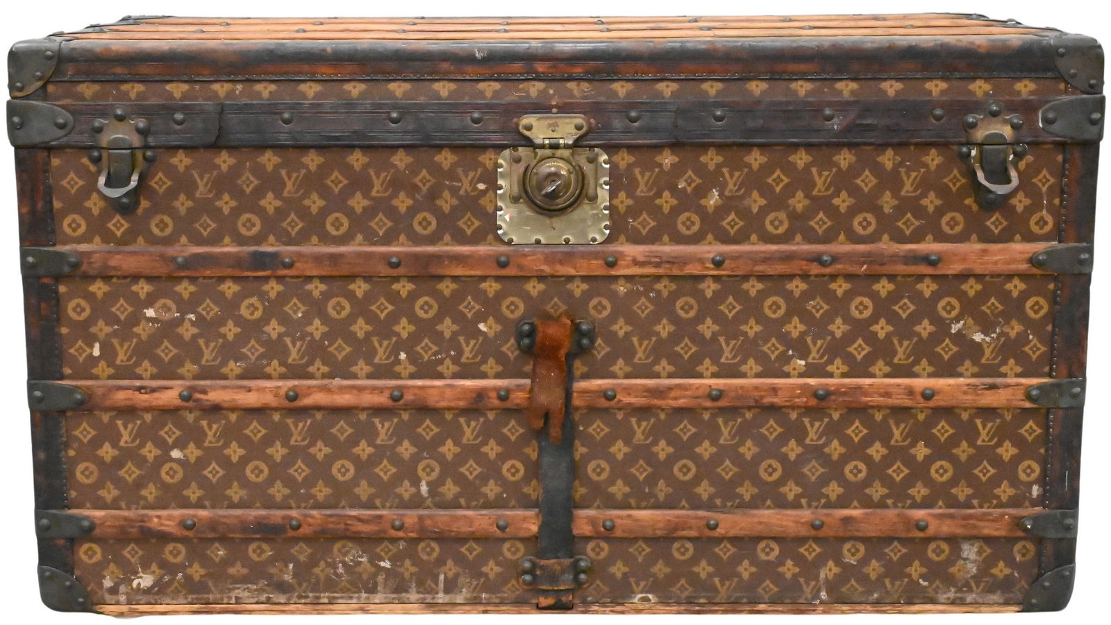 Louis Vuitton Trunk (1 of 9)