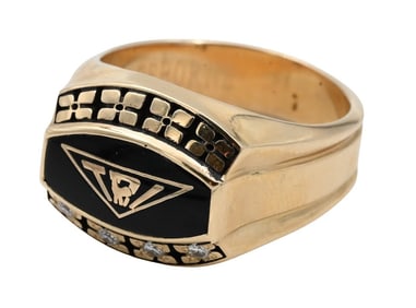 10K Yellow Gold and Onyx Ring