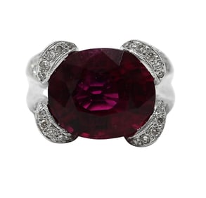 18K White Gold Diamond and Red Stone Ring