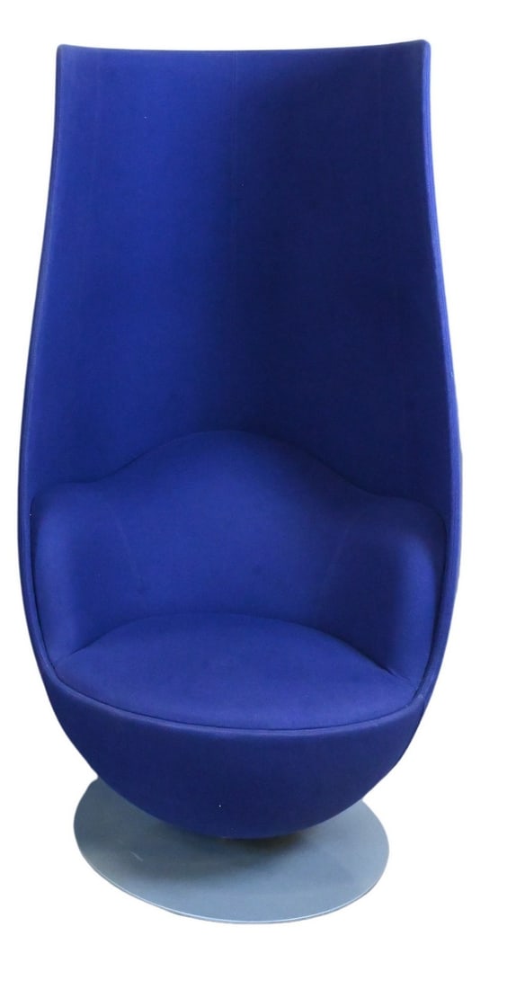 Marcel Wanders for Cappellini Tulip Armchair: Marcel Wanders for Cappellini Tulip Armchair of elongated tulip blossom petal form, fiberglass, and resin shell body creates sound absorbing atmosphere with custom purple upholstery all over enameled