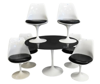 Seven Piece Eero Saarinen for Knoll Dining Set