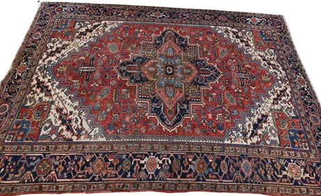 Heriz Oriental Carpet
