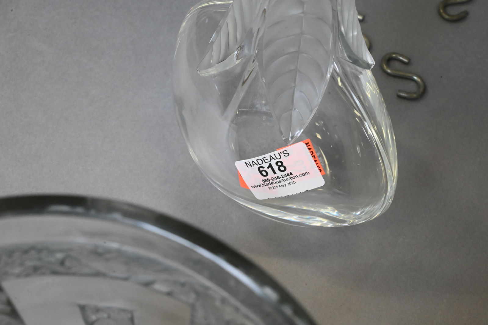 Lalique Crystal "Osumi" Vase (1 of 5)