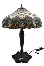 Tiffany Style Glass Table Lamp