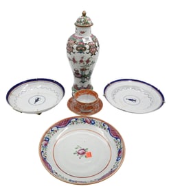 Five Piece Chinese Export Porcelain Group