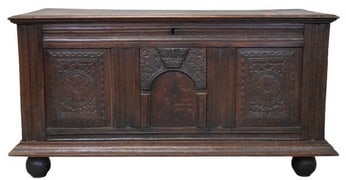 Continental Lift Top Chest