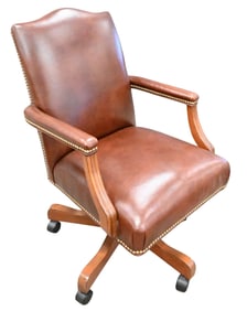 Ethan Allen Leather Upholstered Executives Swivel Chair