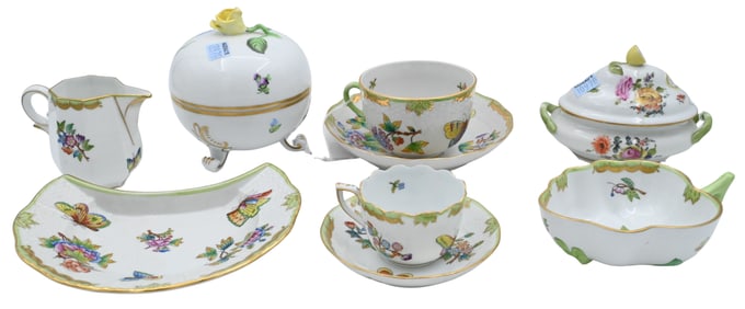 31 Piece Herend Porcelain "Queen Victoria" Partial Tea Service