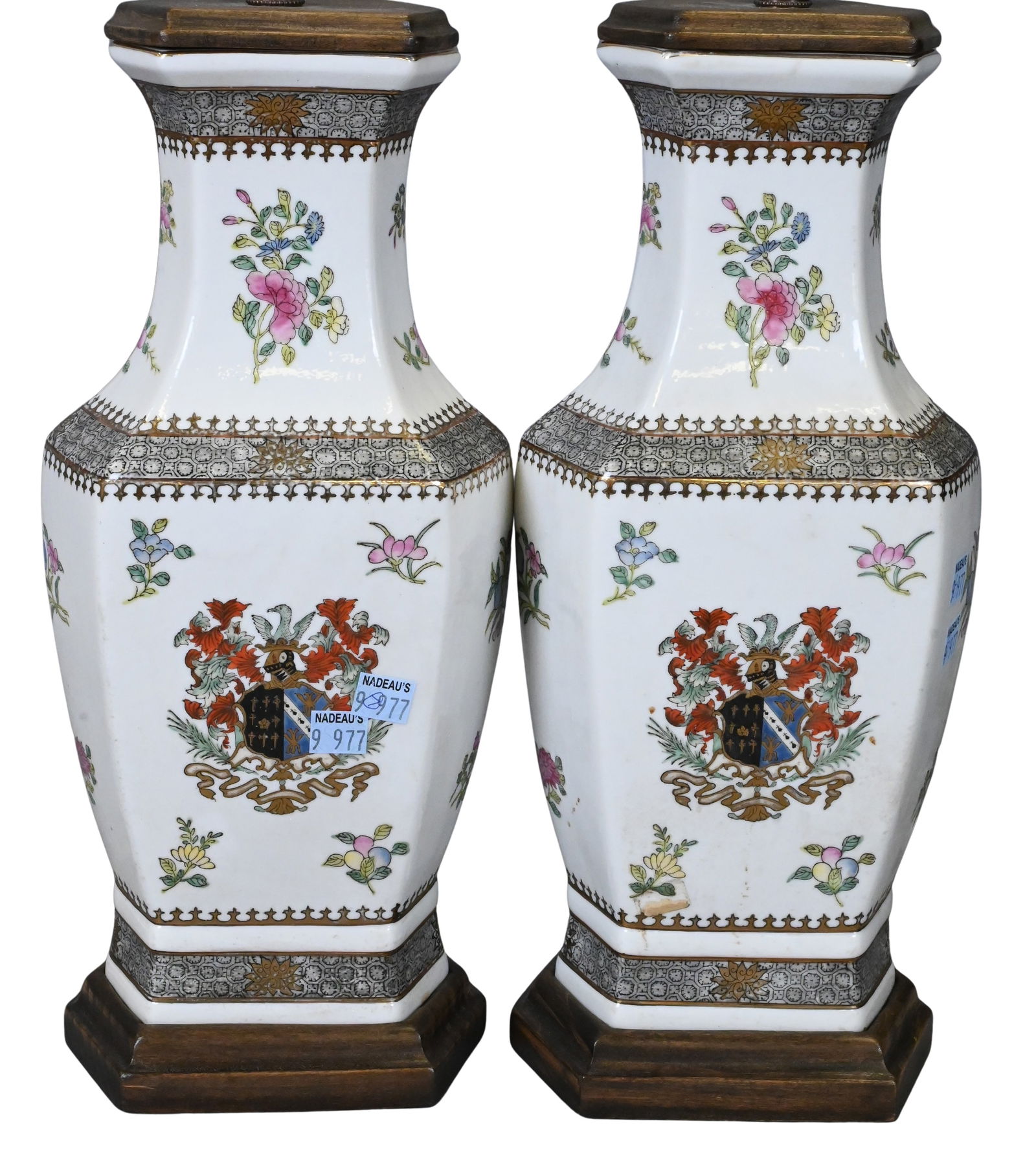 Pair of Chinese Export Style Armorial Vase Table Lamps (1 of 3)