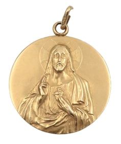 18K Yellow Gold Sacred Heart of Jesus Pendant