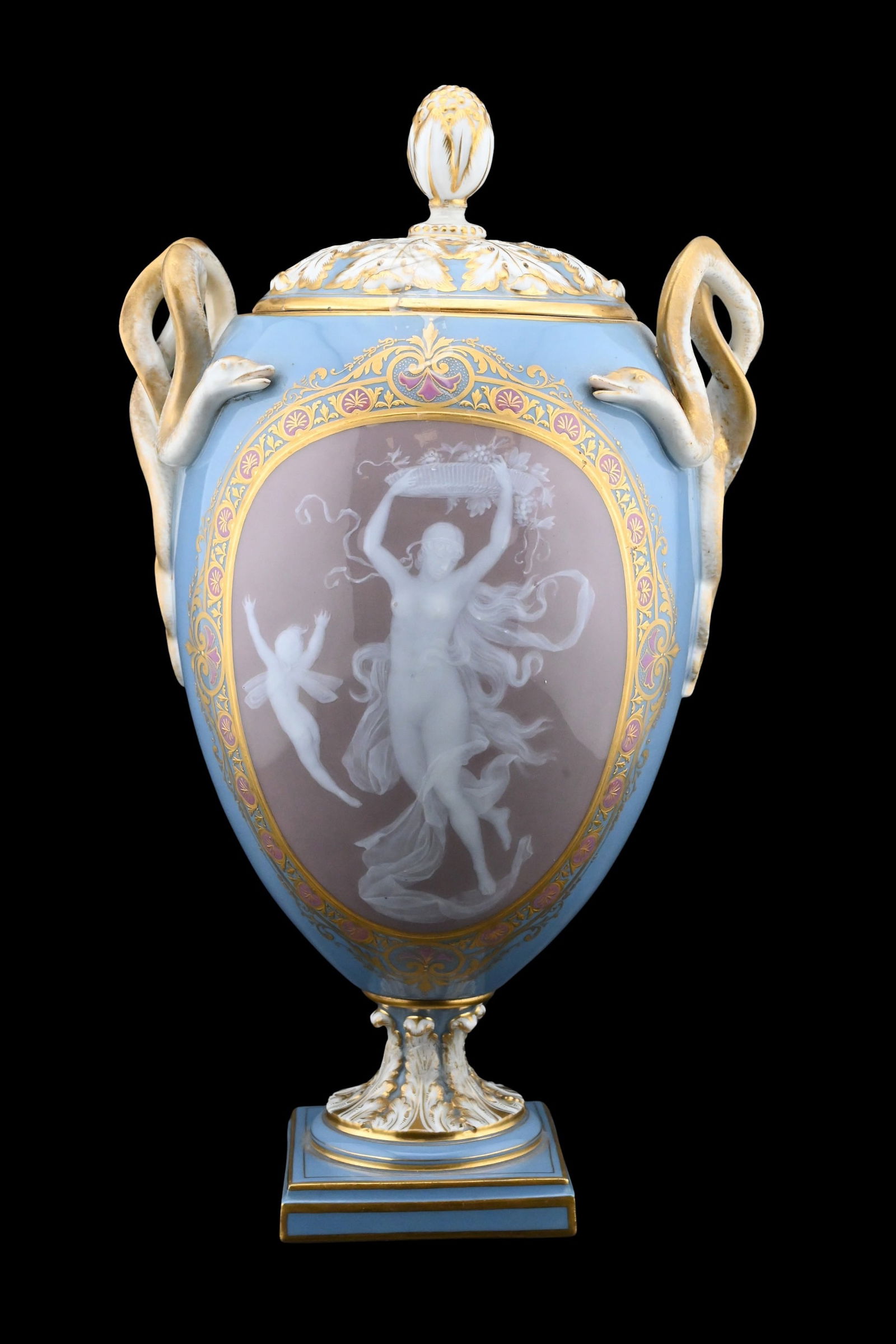 Meissen Porcelain Pâte-sur-Pâte Covered Urn (19th Century) (1 of 7)