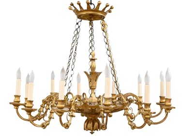 Giltwood Twelve-Arm Chandelier with Scalloped Dish, Continental, Possibly Italian, Early 20th Centur