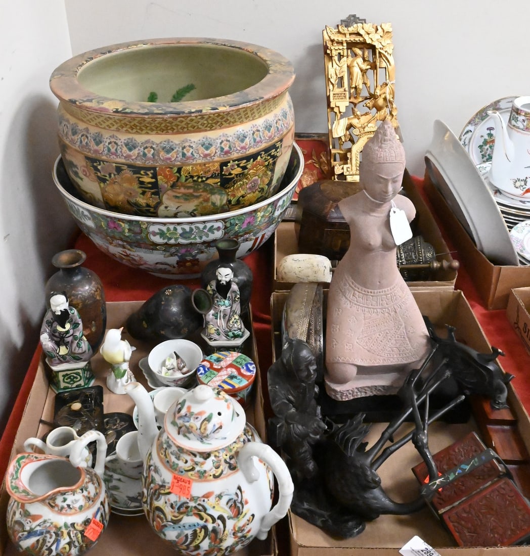Four Box Lots of Miscellaneous Asian Pieces (1 of 7)