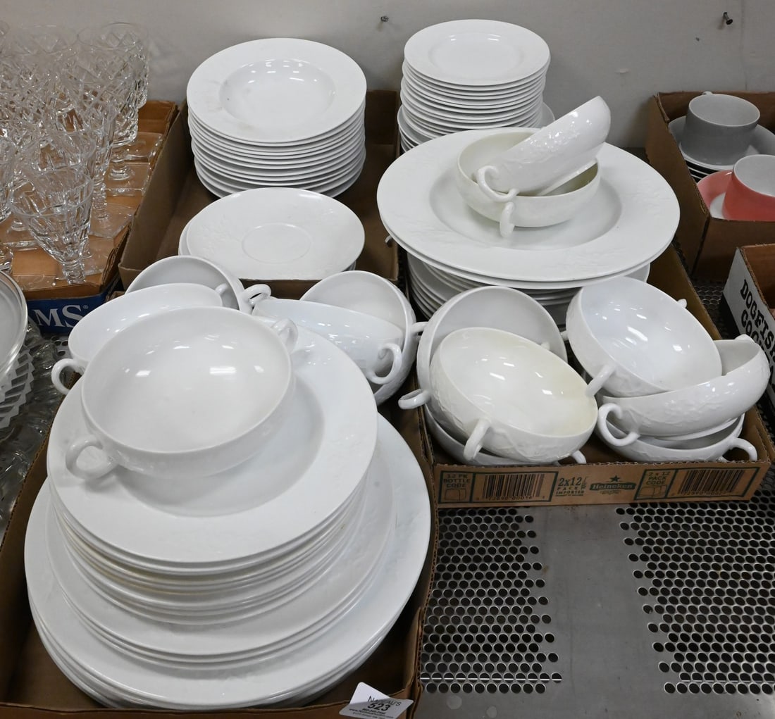 90 Piece Spode Blanche de Chine Dinner Service (1 of 4)
