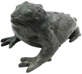Large Chinese Carved Spinach Hardstone Toad