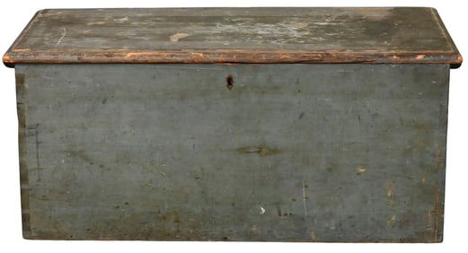 Painted Pine Lift-Top Blanket Chest