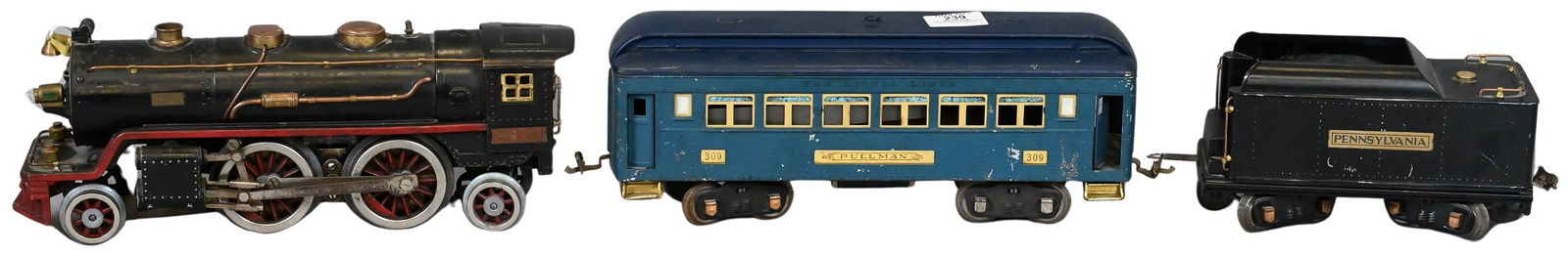 Lionel Standard Gauge 390E Locomotive and Tender (1 of 5)