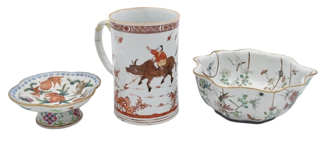 Group of Three Chinese Porcelain Pieces