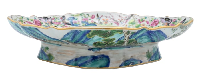 Chinese Famille Rose Export Oval Footed Platter