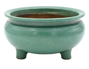 Chinese Porcelain Apple Green Bulb Bowl