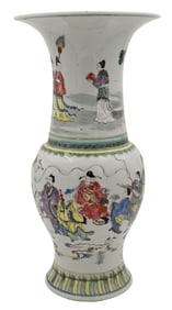 Chinese Porcelain Wucai Figural Vase