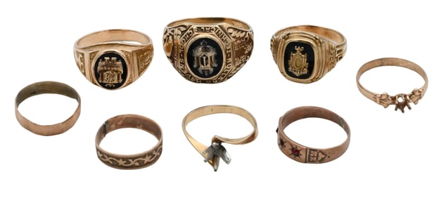 Group of 10k and 14K Yellow Gold Rings