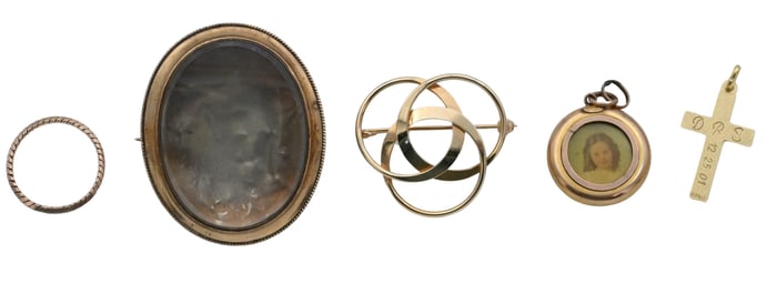 Five Piece Gold Group