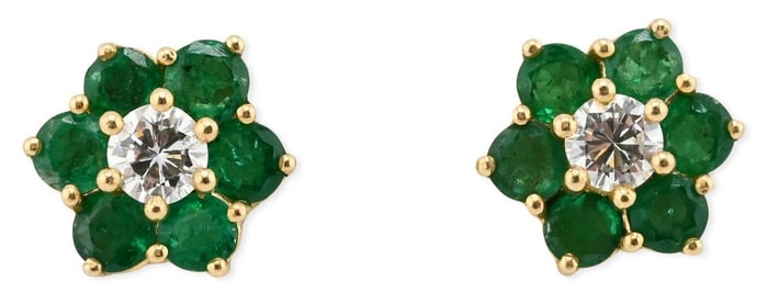 18K Yellow Gold Earrings of Floret Design