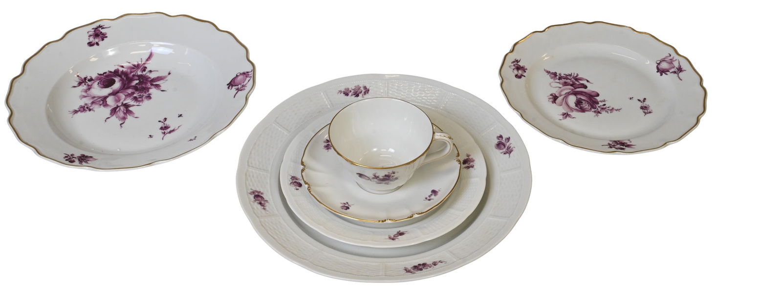 92 Piece Assembled Nymphenburg Porcelain Dinner Service (1 of 6)