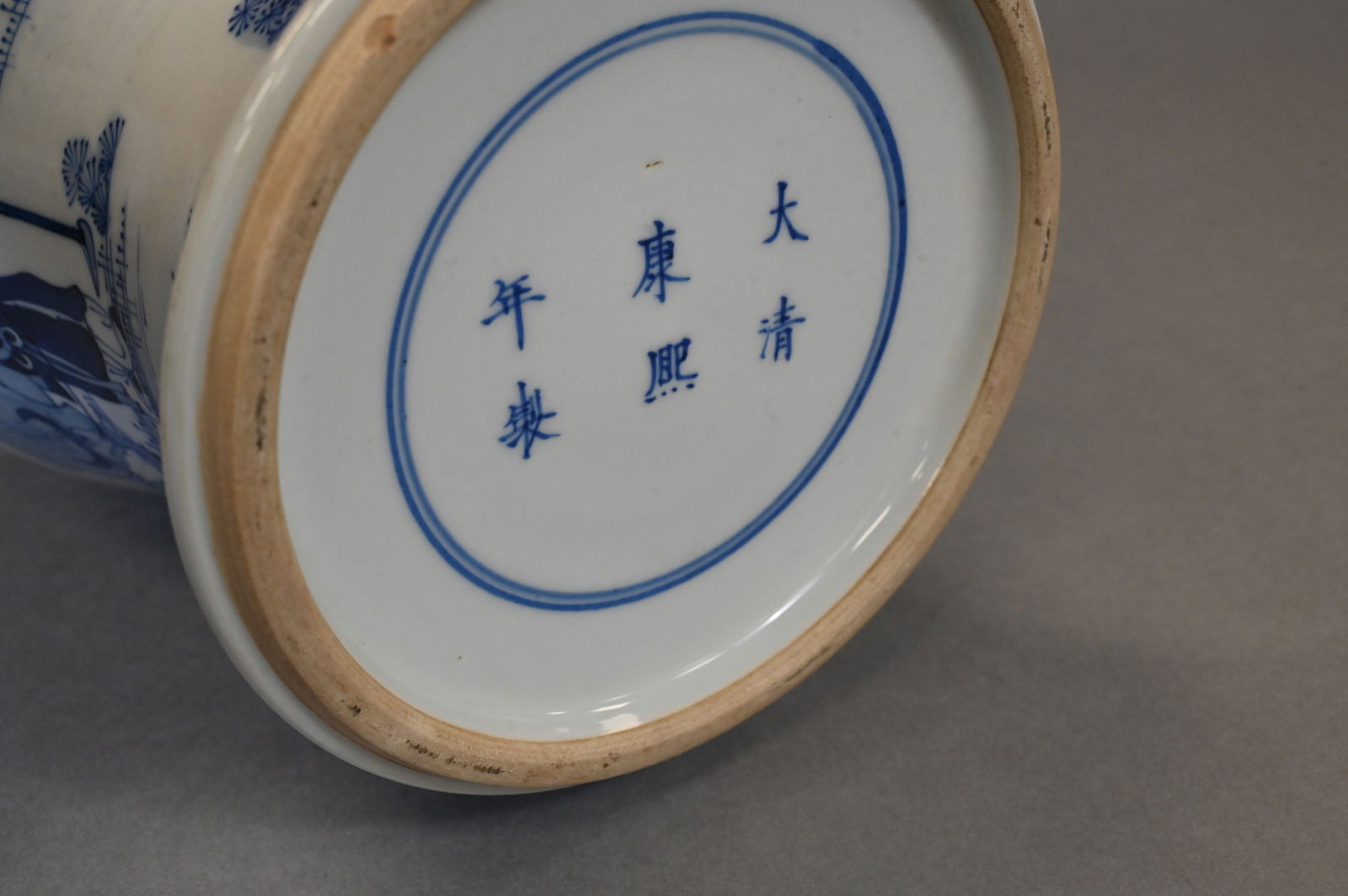 Two Chinese Porcelain Vases - 7