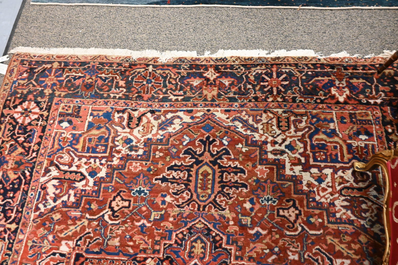 Heriz Area Rug - 5