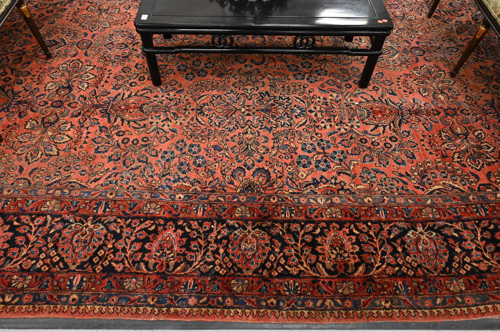 Sarouk Oriental Carpet - 4