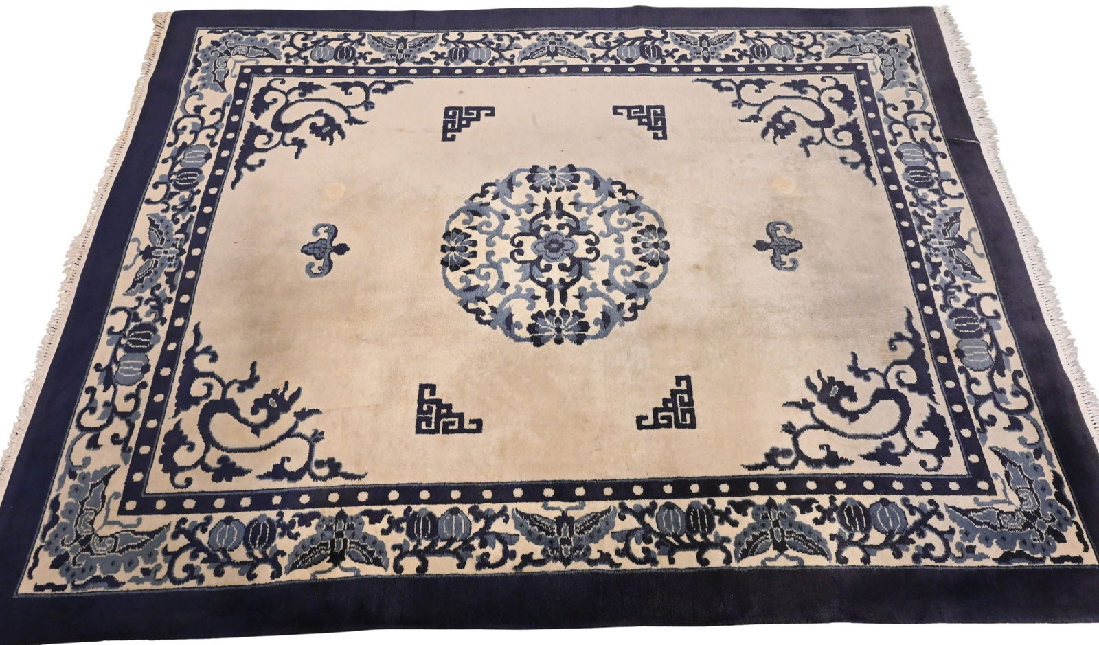 Chinese Room Size Carpet: Chinese Room Size Carpet 7' 8" x 10' Provenance: Property from a Upper East Side, New York City Apartment