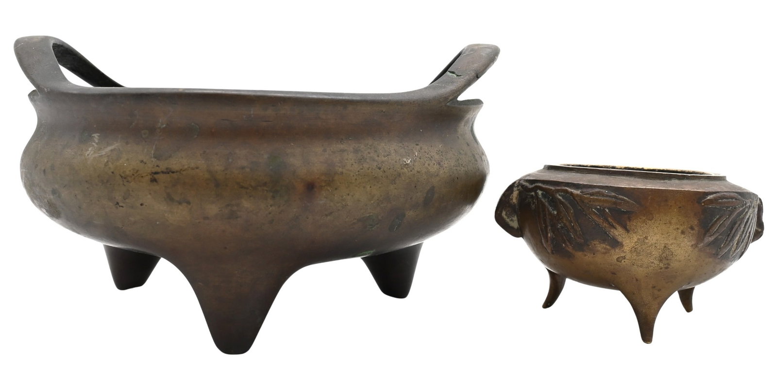 Two Chinese Bronze Censers (1 of 5)